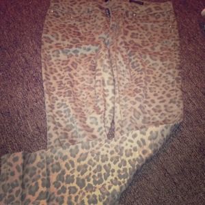 Leopard Jessica Simpson low-rise size 28