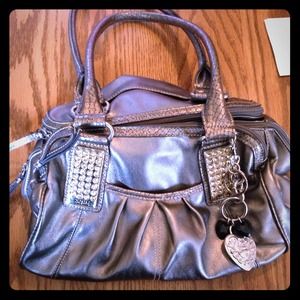 Kathy van Zealand purse