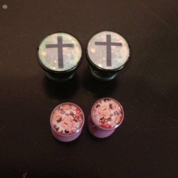 Size 0 never worn gauges