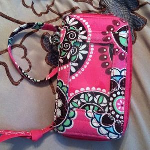 Vera Bradley - all in one wristlet
