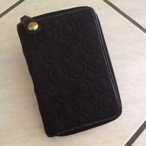 Coach Signature Op Art Zip Around Agenda