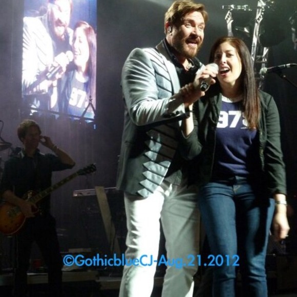 Meet your Closet Raider!⭐️ - Picture 4 of 6