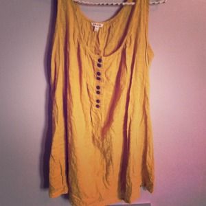 Yellow sundress!