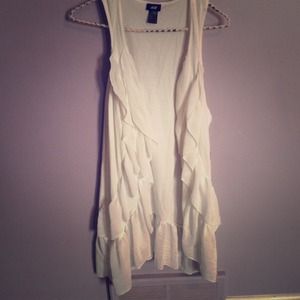 White flowy carigan!