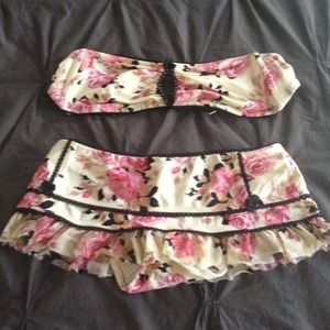 Betsy Johnson floral bikini