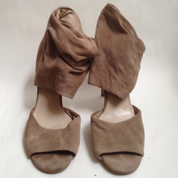 XX sold XX Tan suede Zara cutout heels