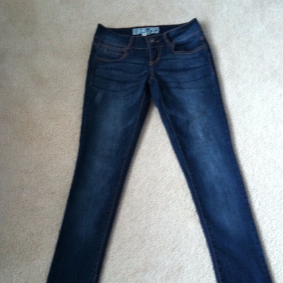 REDUCED!!💕 Jolt skinny jeans. Great condition