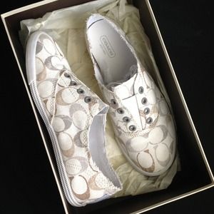 REDUCED Signature Coach sneakers