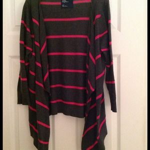 American Eagle  sweater