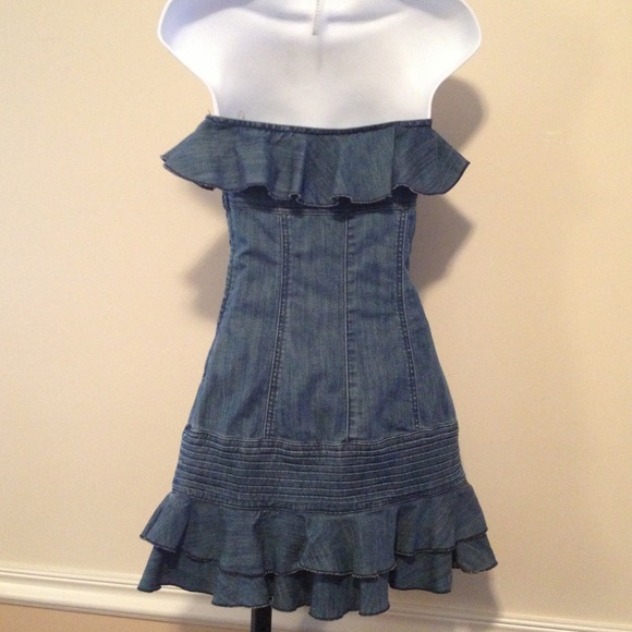 Apple bottom denim strapless denim dress. - Picture 4 of 4