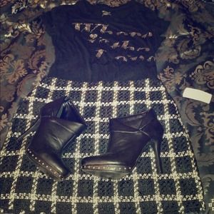 Black and white short skirt