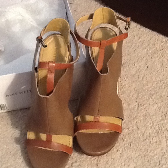 Brown open toe sandals