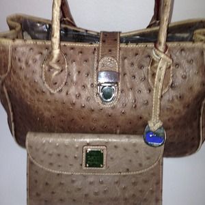 Authentic Dooney & Bourke Small Tote
