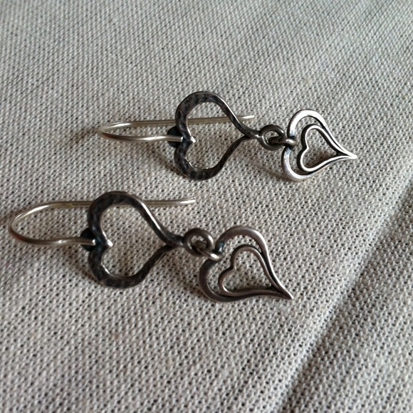 SOLD. @strerlingforlife3. Silpada earrings. - Picture 2 of 2