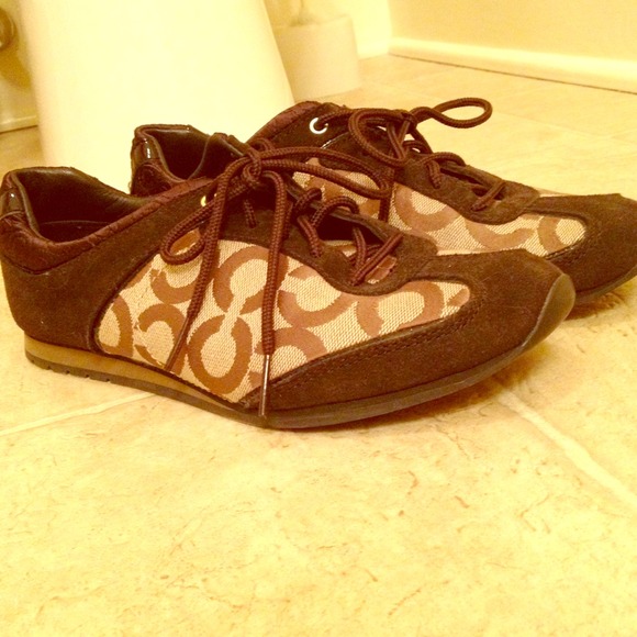Coach tennis shoes