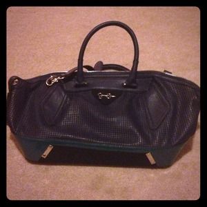 Jessica Simpson purse