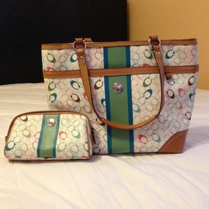 AUTHENTIC Coach tote