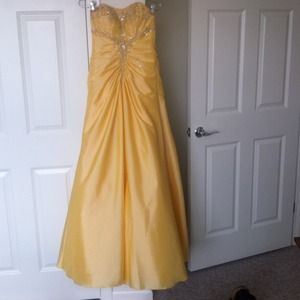 🌺🌺donated🌺🌺🌺Prom dress size 4