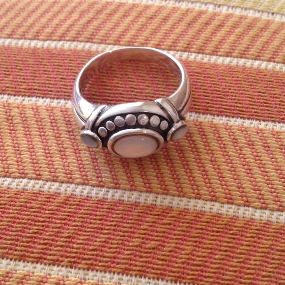 Adorable SS and White Stone ring - Picture 2 of 4