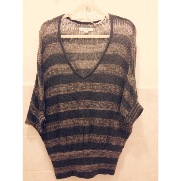 F21 Knit Top - Picture 1 of 3