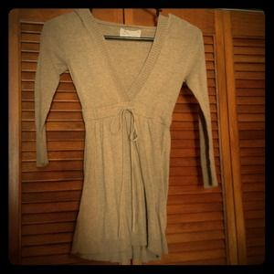 Hollister tan hooded sweater