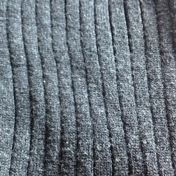 Sold ---- Ribbed leggings - Picture 2 of 2
