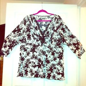 Gorgeous black and white shirt with lace detail!