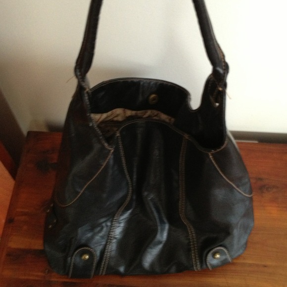 SOLD---Black Leather handbag