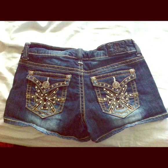 Cute shorts! EUC. Just in time for summer.