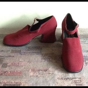 Esprit Horse Heel Shoes Size 6.5