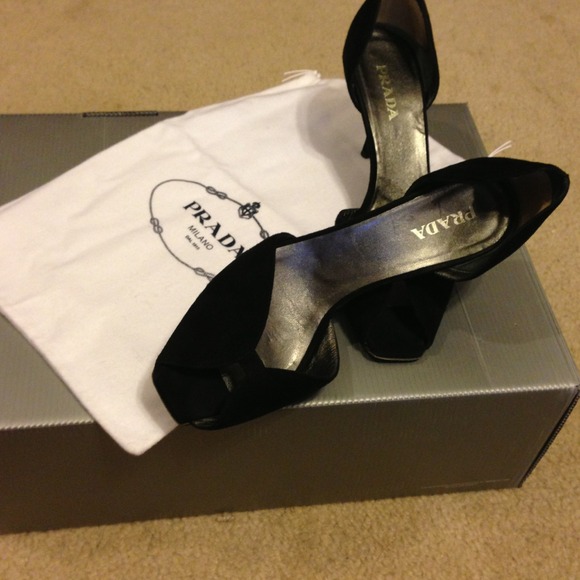 Prada peep toe & Dust-bag