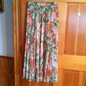 Reversible skirt