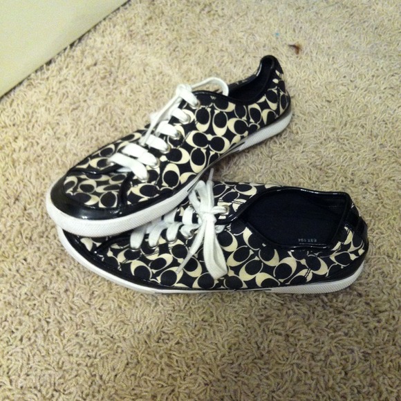 Coach Etta sneakers!