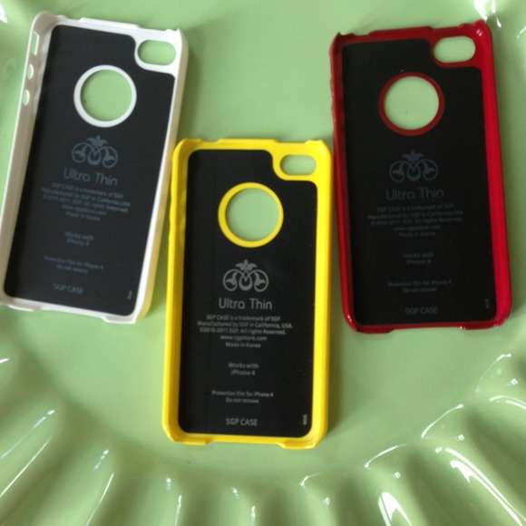 Set of 3 NWT iPhone 4 covers - Picture 3 of 3