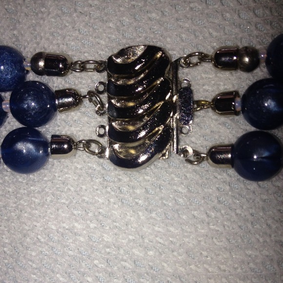 ✨BEAUTIFUL BLUES Multi strand - high end choker✨💜 - Picture 4 of 4