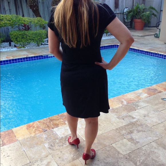 🎀Little Black Dress🎀 - Picture 3 of 3