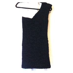 Black mini one shoulder dress with pattern