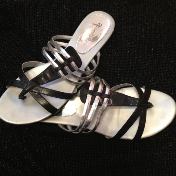 Black & silver strappy sandals