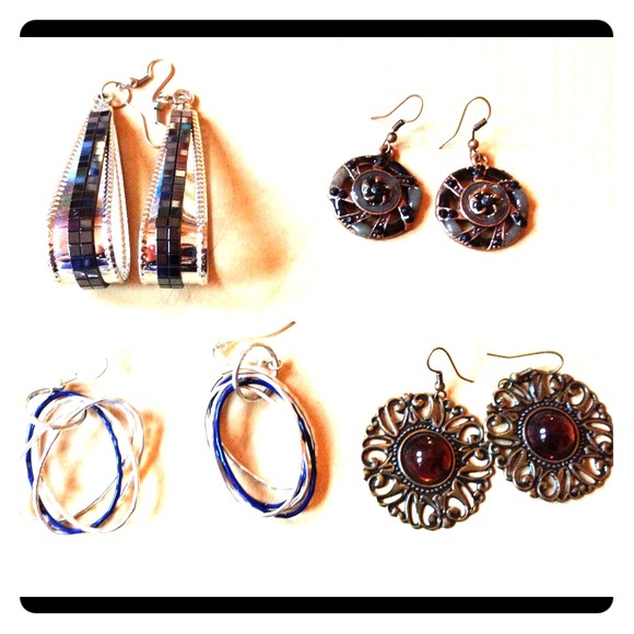 4 Beautiful Earrings for $20! - Picture 1 of 1