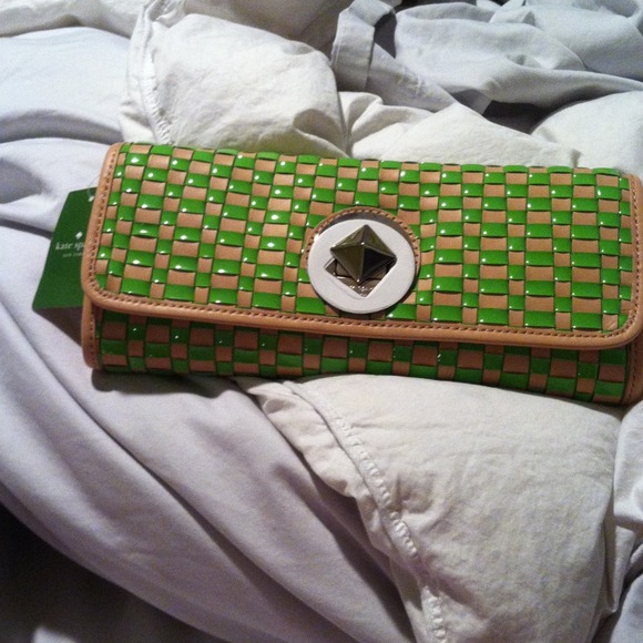 Kate spade lime green/cream clutch shoulder chain