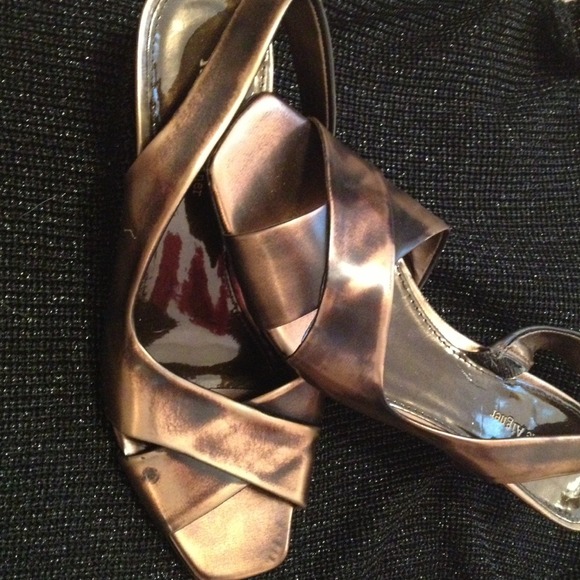 Metallic slings