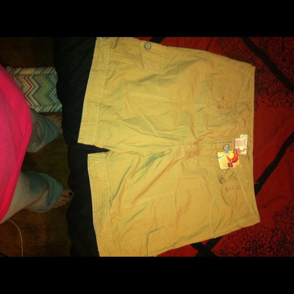 Op shorts never worn