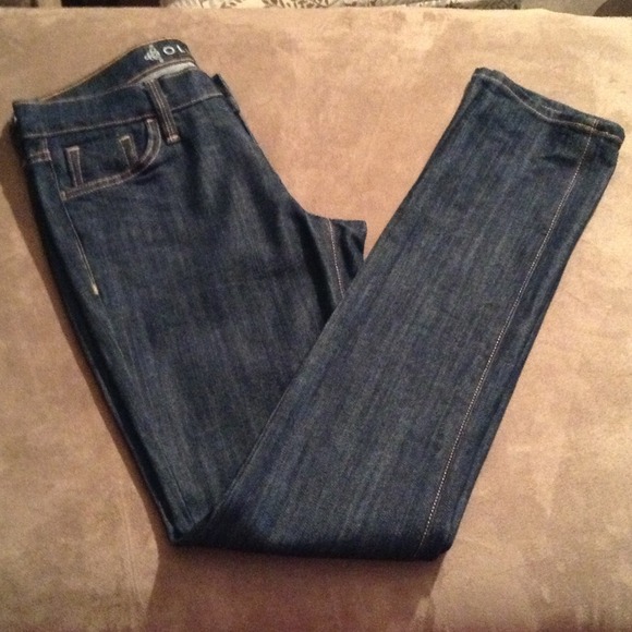 🎯SOLD Dark Denim straight leg jeans Size 4