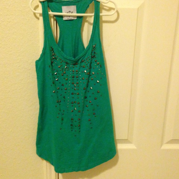 Cute tank top!
