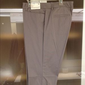 REDUCED 50% NEW Chino pants Mid rise average 10