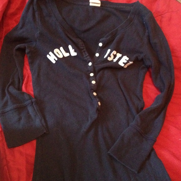 Hollister henley