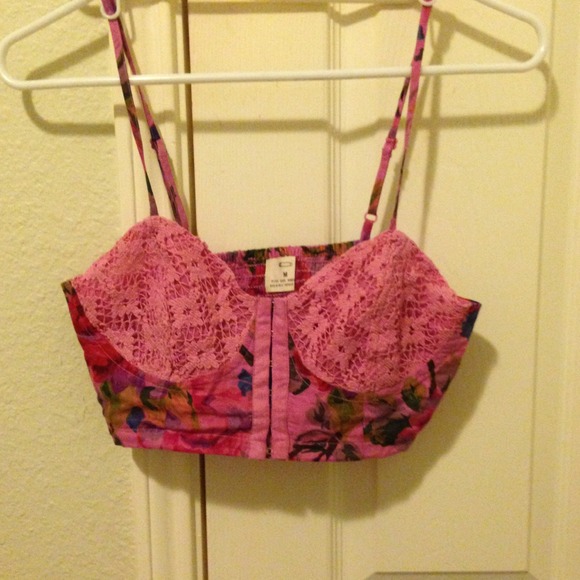 Urban outfitters bra/top