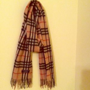 Burberry original cashmere scarf