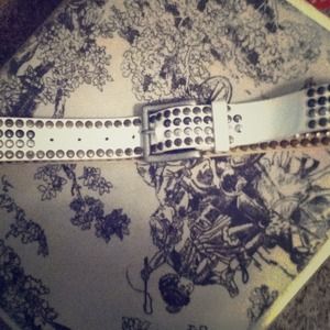 🚫SOLD bundle🚫White leather studded belt