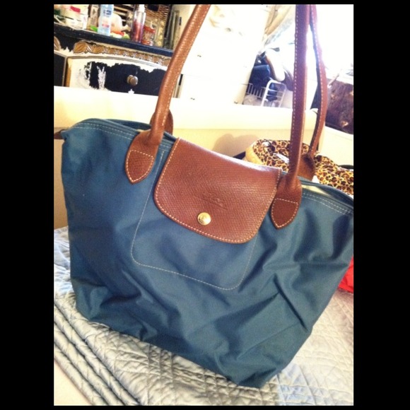 Purse.